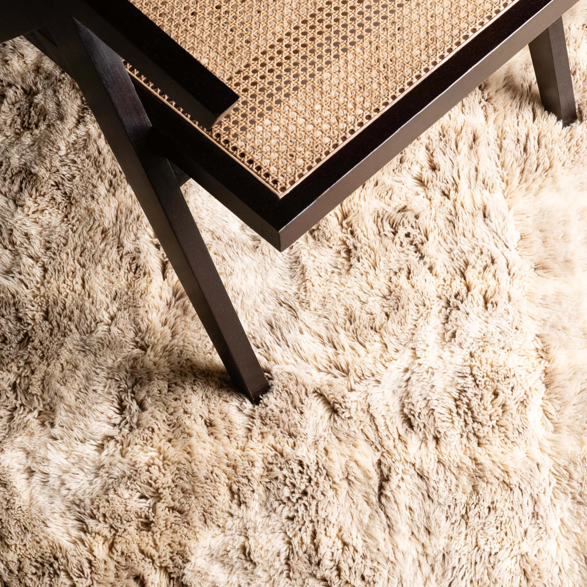 Sandy Gridlines - Luxury Shag Moroccan Rug
