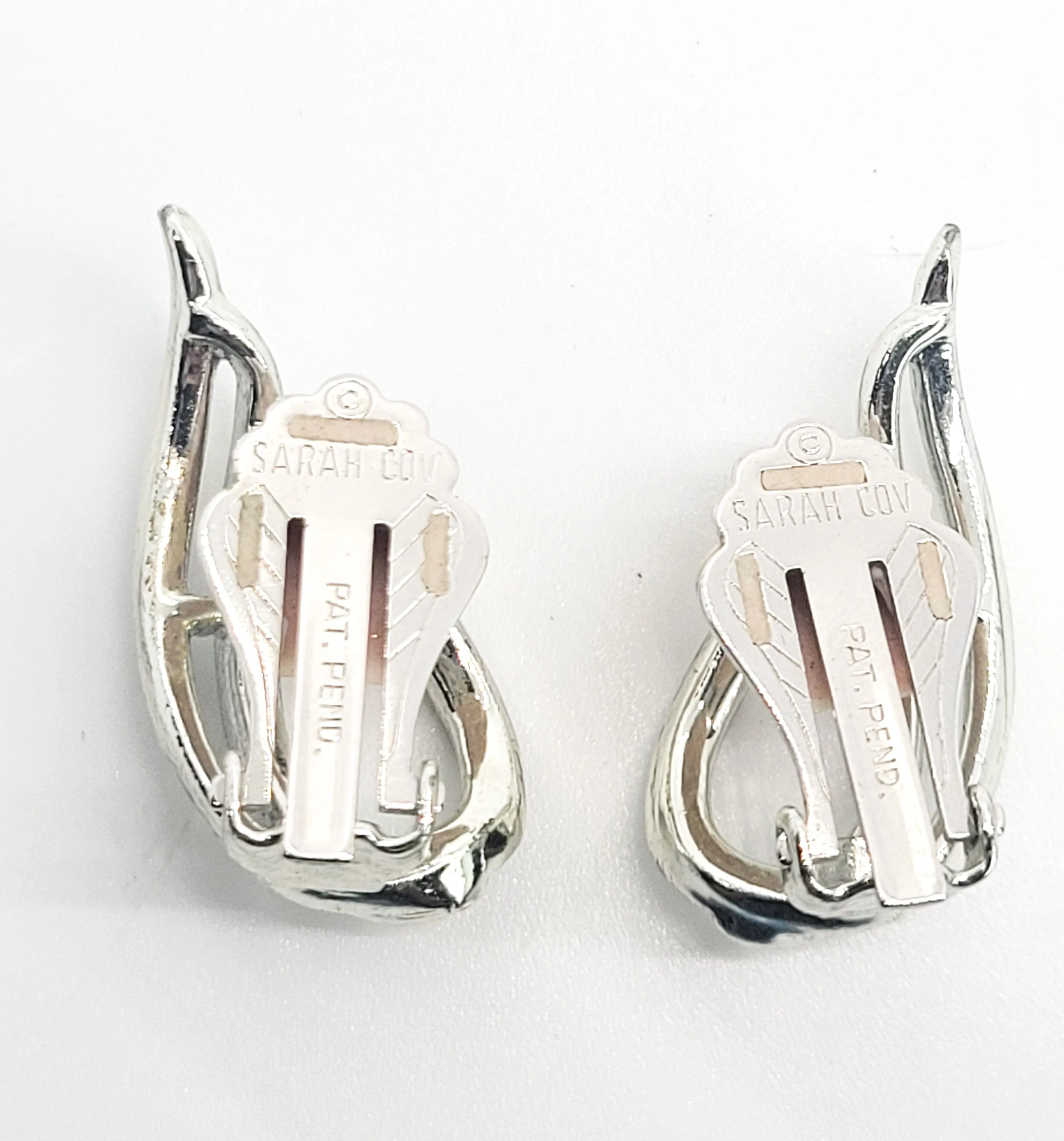 Sarah Coventry "Stunning" 1960's vintage silver toned clip on earrings