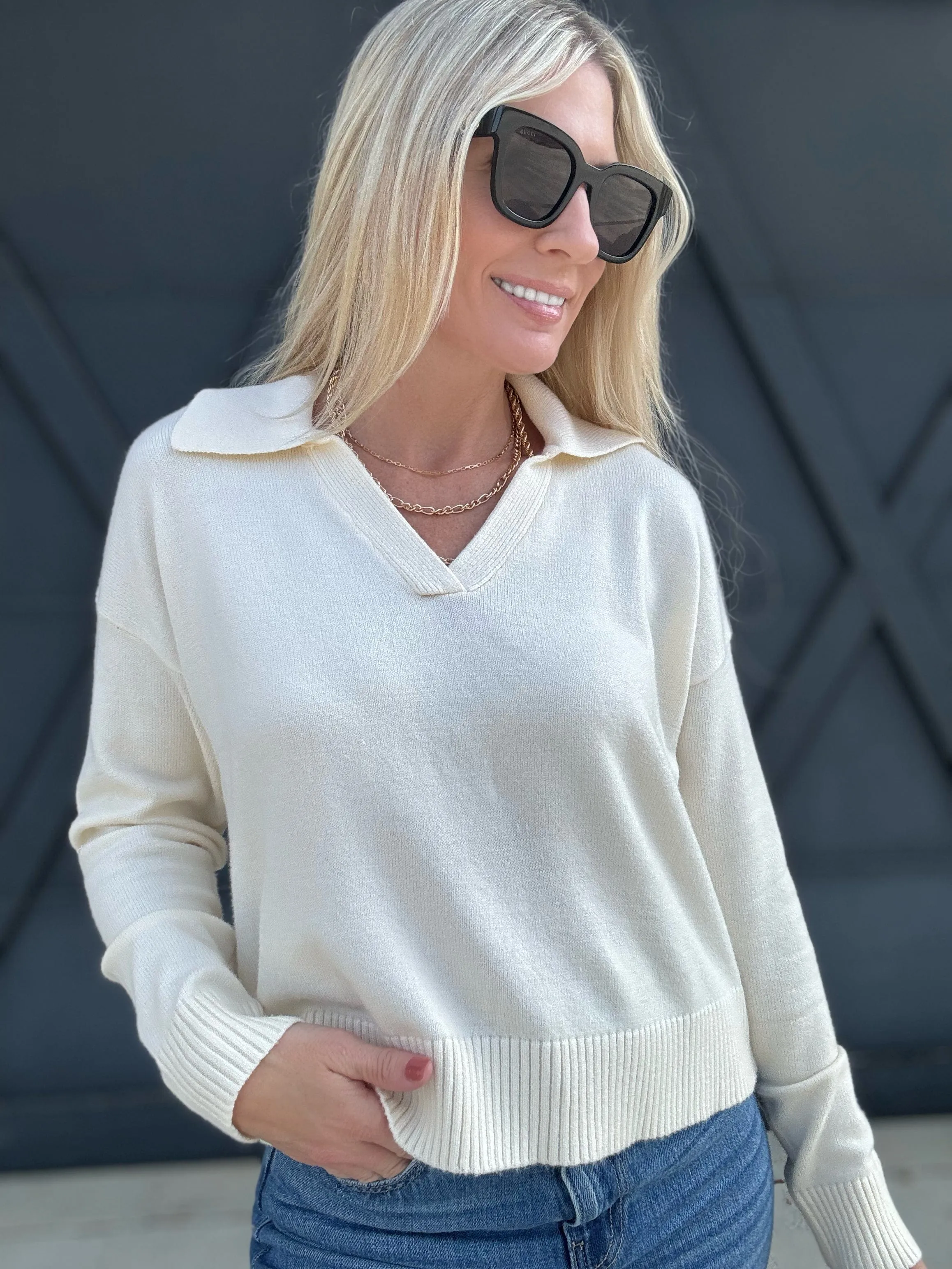 Soft Sweater Knitted Collared Top In Cream