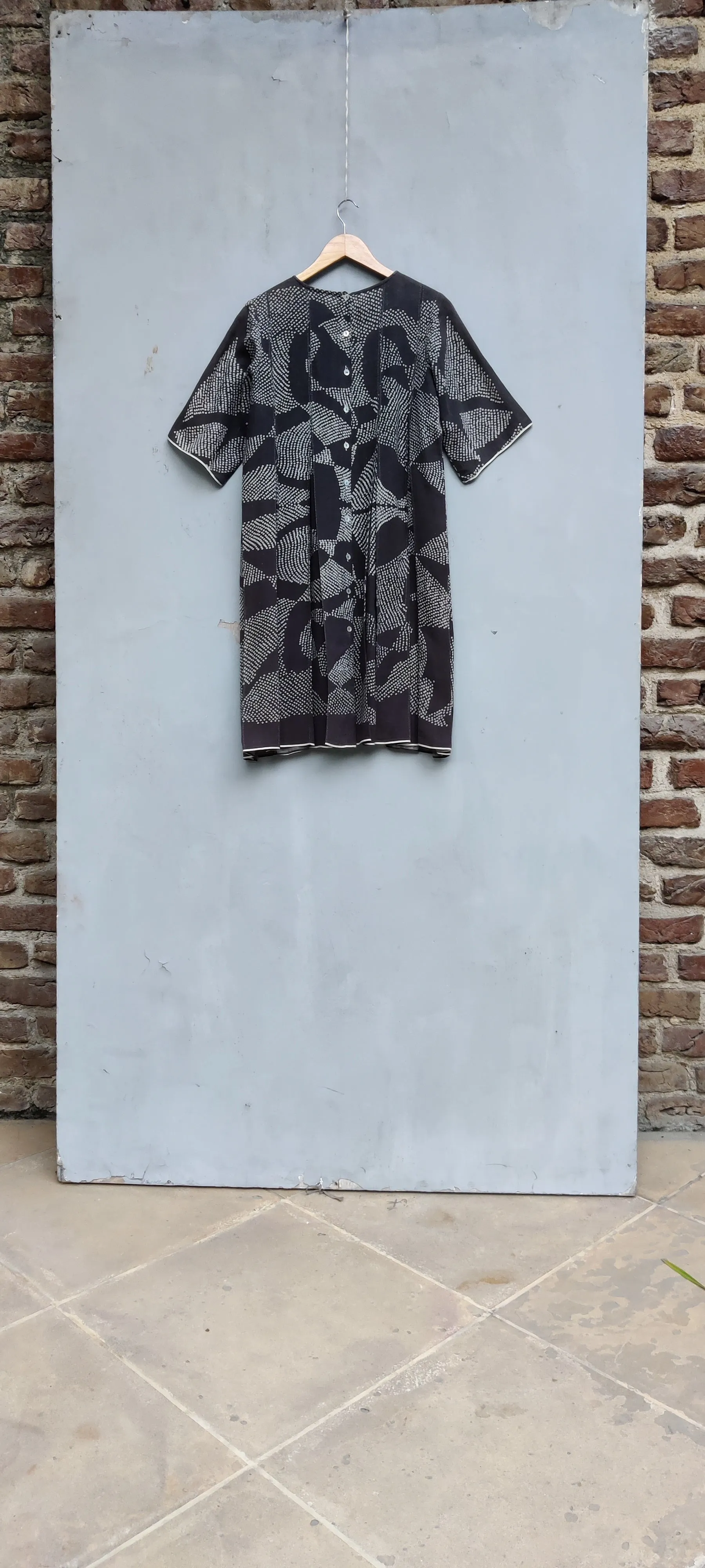 Summer Dress Gradient Handwoven Cotton Fashion Edit Kai-32 Urvashi Kaur