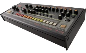 TR-08