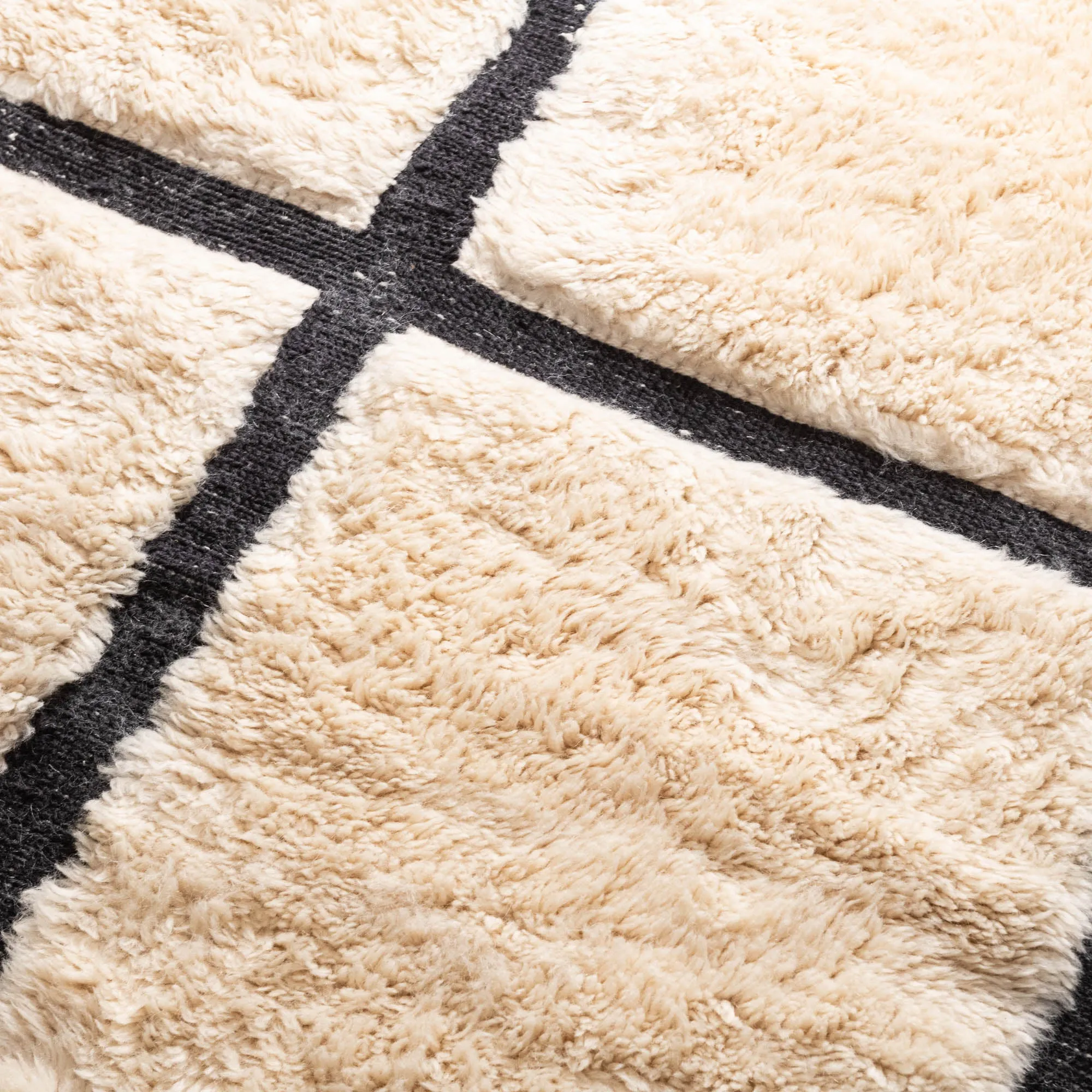 Unbalanced Ratio - Luxury Shag Moroccan Rug