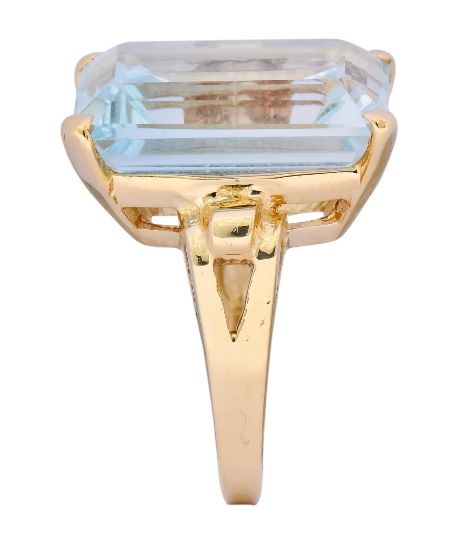Vintage 18.00 CTW Aquamarine 14 Karat Gold Cocktail Ring
