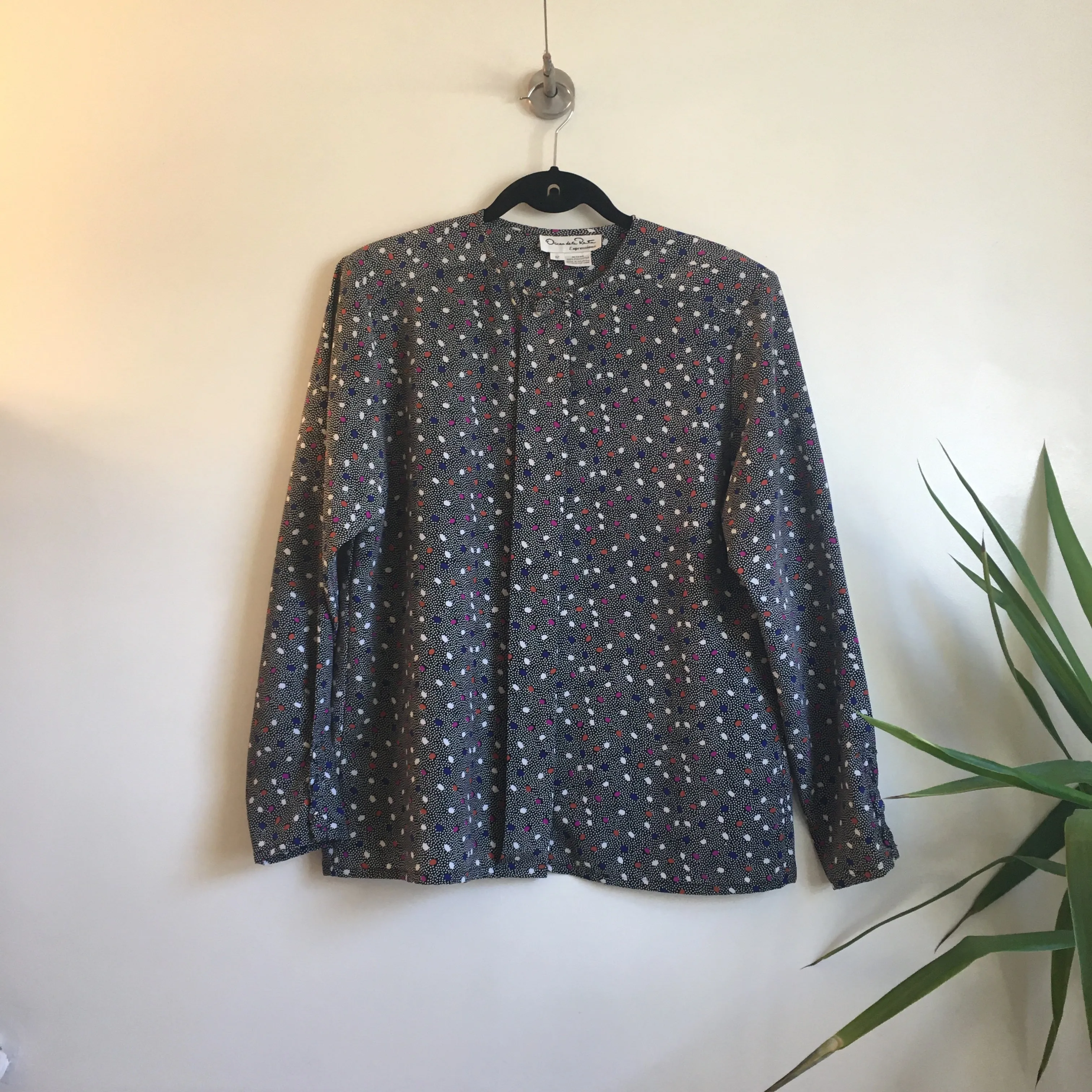 Vintage OSCAR De La RENTA long sleeve  button up blouse // Size 12