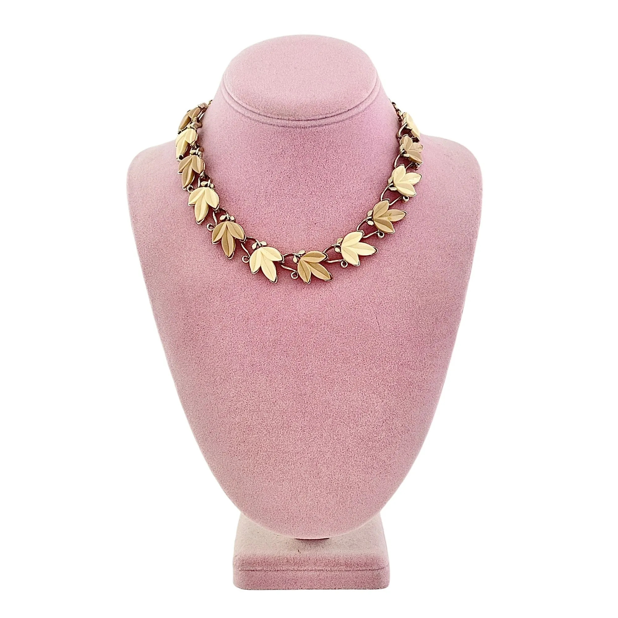 Vintage Thermoset Cream and Taupe Leaf Necklace