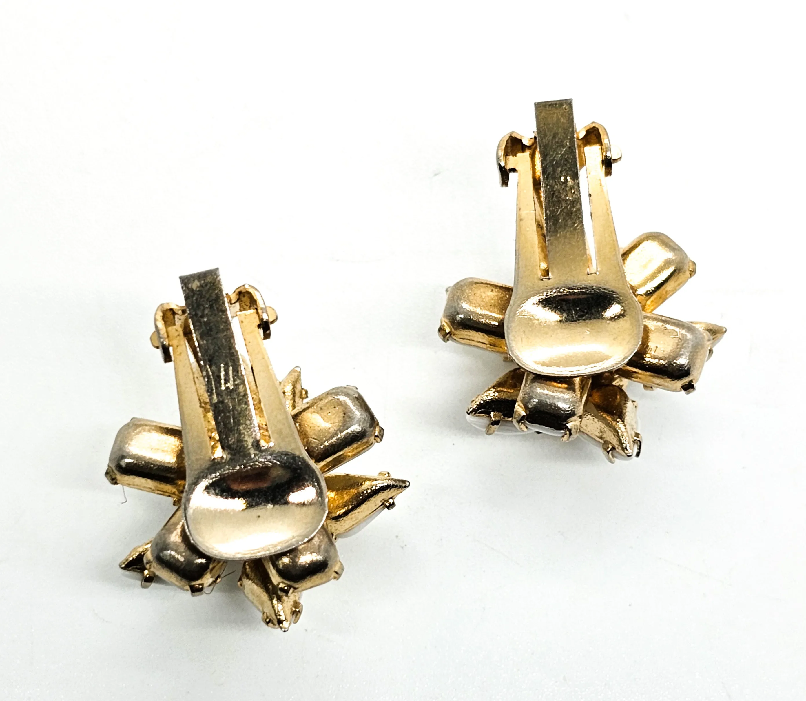White milk glass rhinestone gold toned vintage clip on earrings