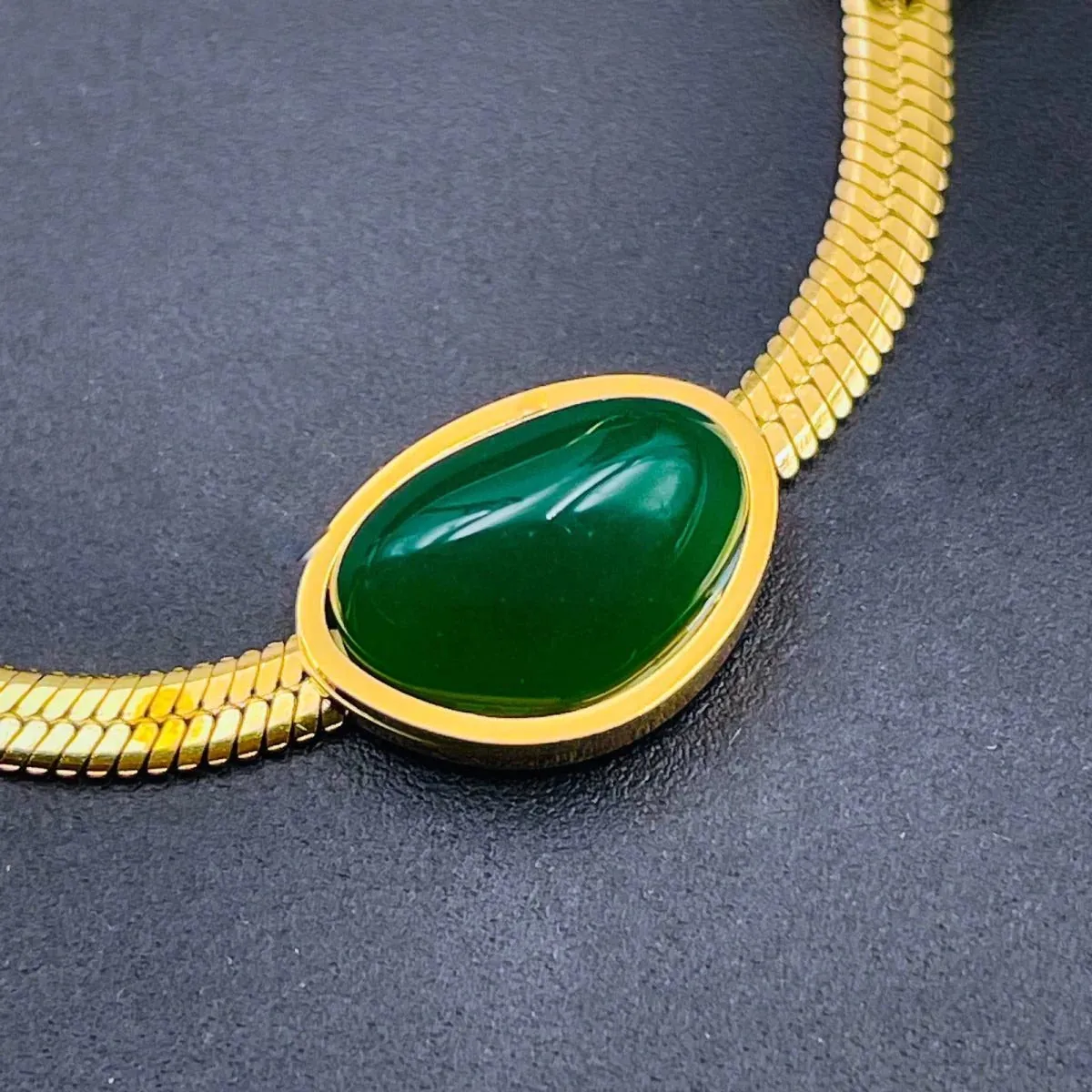 Women's Thick Chain Choker Necklace: Stainless Steel with Oval Green Zircon Charm