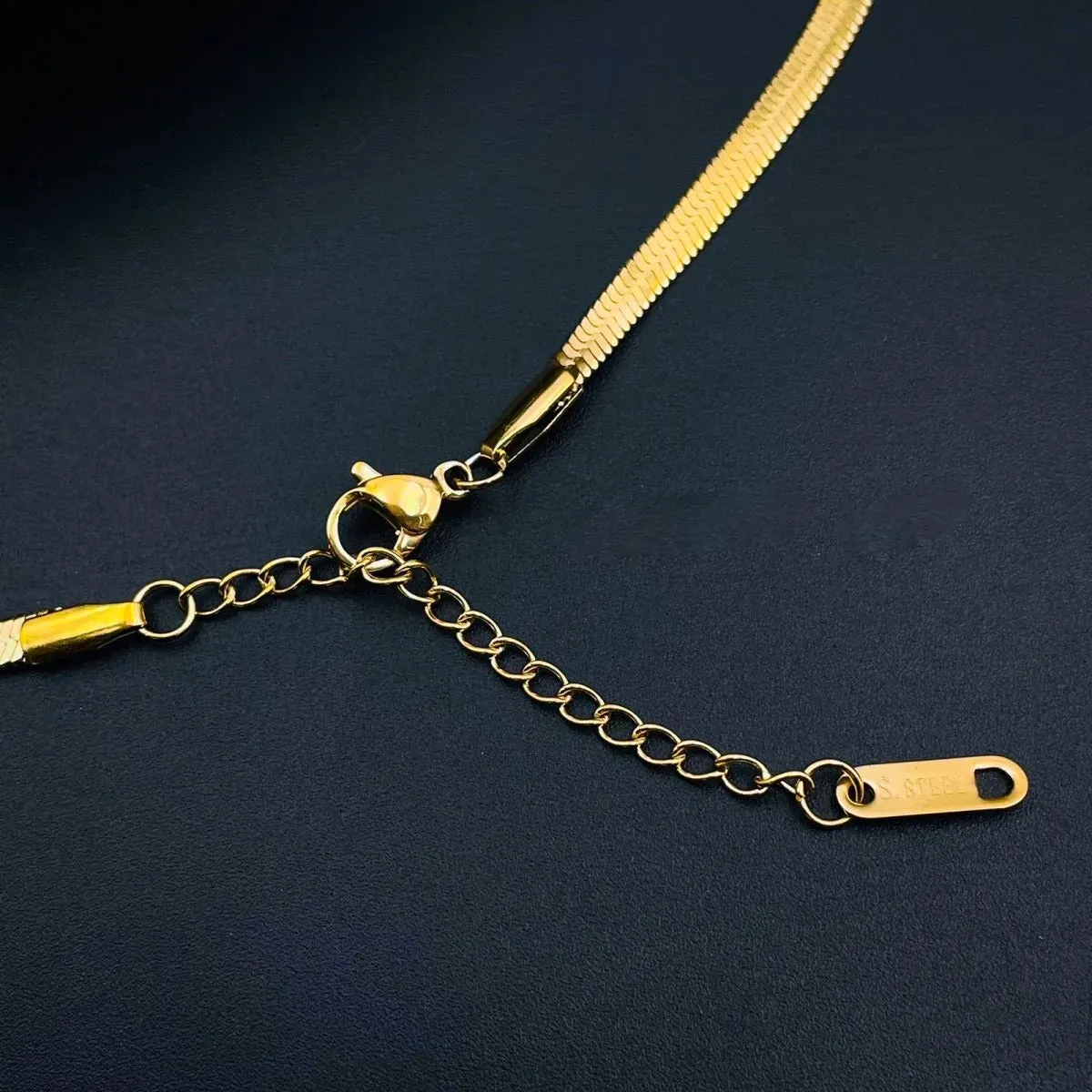 Women's Thick Chain Choker Necklace: Stainless Steel with Oval Green Zircon Charm